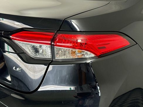 Used 2023 Toyota Corolla LE FWD image 33