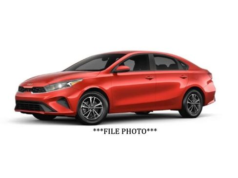 Used 2023 Kia Forte LXS w/ LXS Technology Package image 1