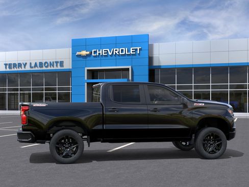 New 2026 Chevrolet Silverado 1500 Custom Trail Boss AWD/4WD image 7