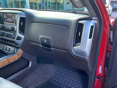 Used 2015 GMC Sierra 1500 SLT w/ SLT Preferred Package image 17