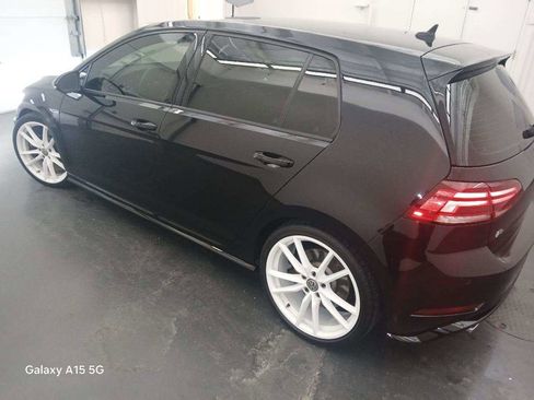 Used 2019 Volkswagen Golf R 4-Door image 19