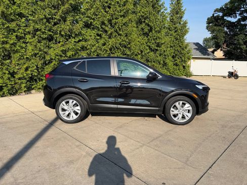Used 2024 Buick Encore GX Preferred FWD image 31