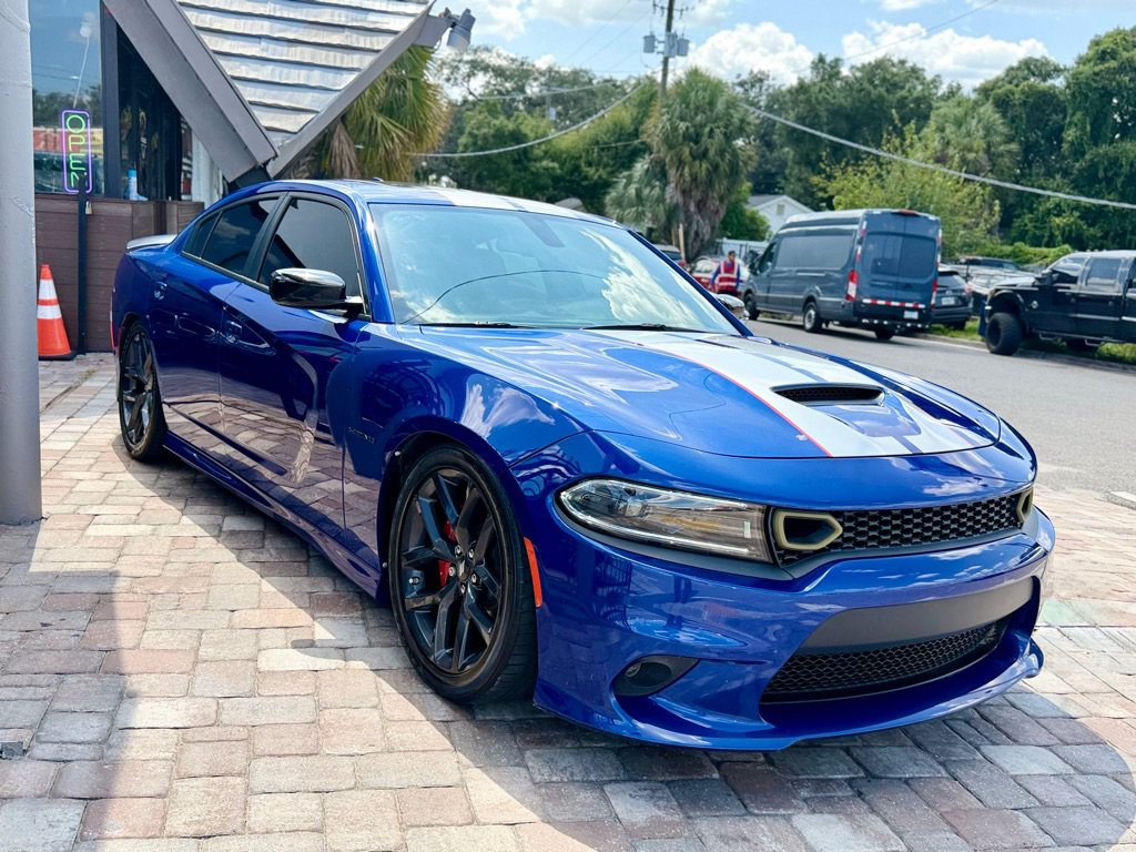 Used 2022 Dodge Charger R/T w/ Blacktop Package RWD image 4