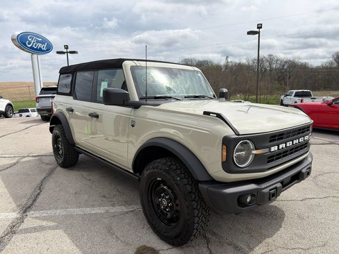New 2026 Ford Bronco Big Bend w/ Black Diamond Package AWD/4WD image 47