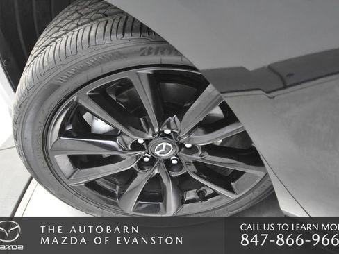 Certified 2025 MAZDA MAZDA3 Hatchback w/Premium Plus Pkg image 35