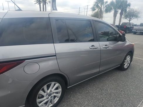 Used 2015 MAZDA MAZDA5 Sport image 3