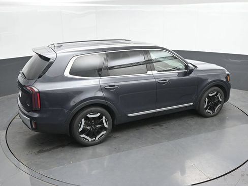 Used 2023 Kia Telluride EX AWD/4WD image 31