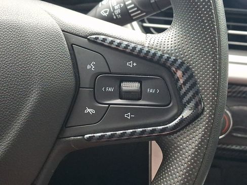 Used 2024 Chevrolet Trax LS FWD image 21