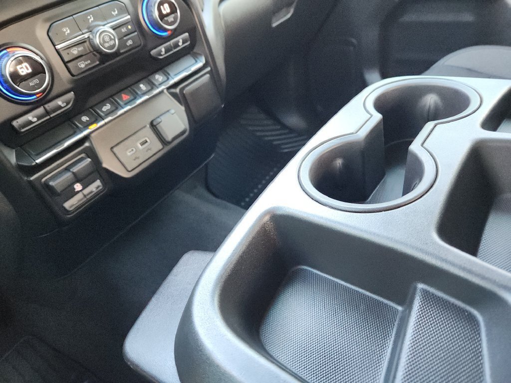 Used 2020 Chevrolet Silverado 1500 LT w/ Texas Edition AWD/4WD image 23