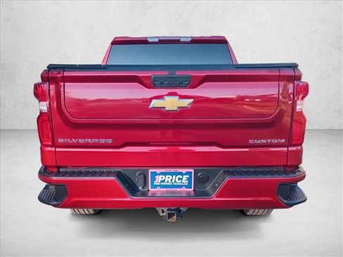 Used 2022 Chevrolet Silverado 1500 Custom image 6