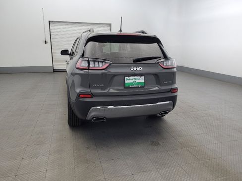 Used 2022 Jeep Cherokee Limited image 6