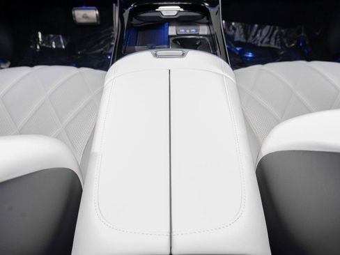 New 2025 Mercedes-Benz Maybach S 680 4MATIC image 25