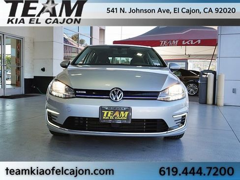 Used 2019 Volkswagen e-Golf SE w/ Driver Assistance Package image 4