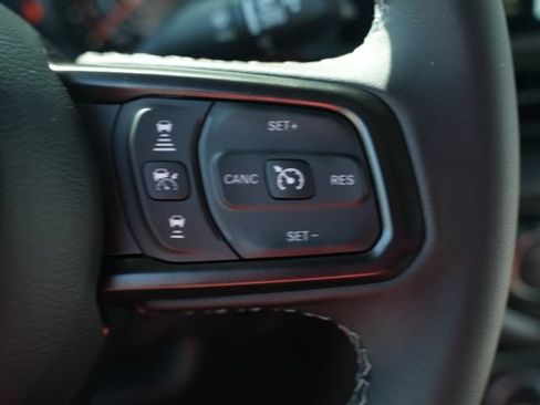 New 2026 Jeep Gladiator Sport w/ Dual Top Group AWD/4WD image 29