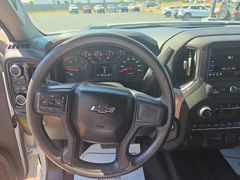 Used 2025 Chevrolet Silverado 2500 Custom w/ Custom Value Package AWD/4WD image 13
