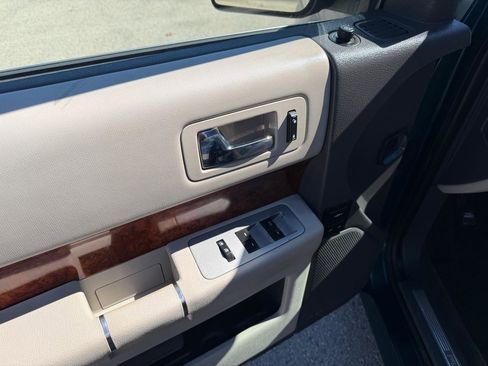 Used 2011 Ford Flex Limited w/ Trailer Tow Pkg Class III image 11