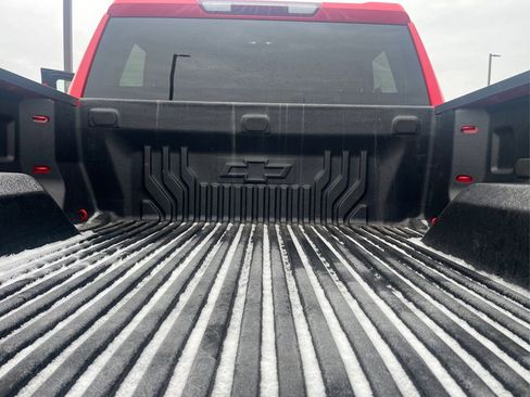 Used 2025 Chevrolet Silverado 1500 LT image 24