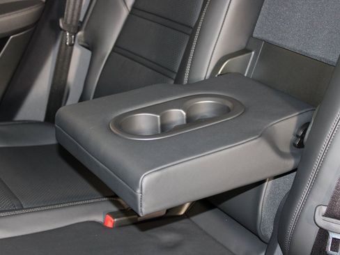 New 2026 Porsche Cayenne Coupe image 34