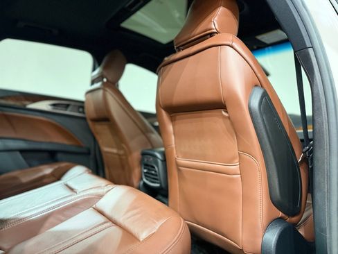 Used 2020 Lincoln MKZ Reserve w/ Monochromatic Package image 43