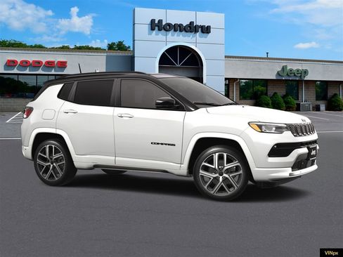 New 2025 Jeep Compass Limited w/ High Altitude Package image 10