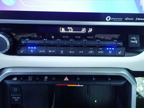 Used 2024 Toyota Sequoia Capstone AWD/4WD image 22