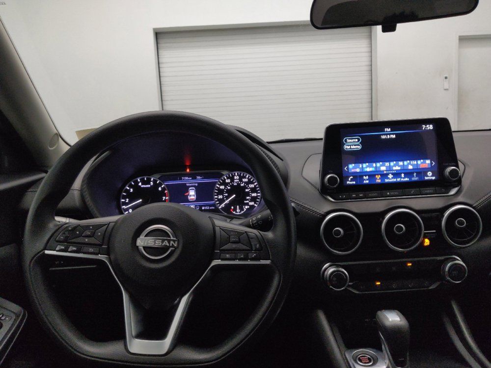 Used 2024 Nissan Sentra SV FWD image 22