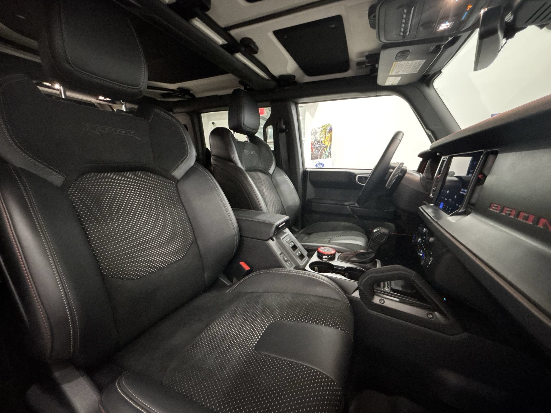 New 2025 Ford Bronco Raptor w/ Interior Carbon Fiber Pack AWD/4WD image 25