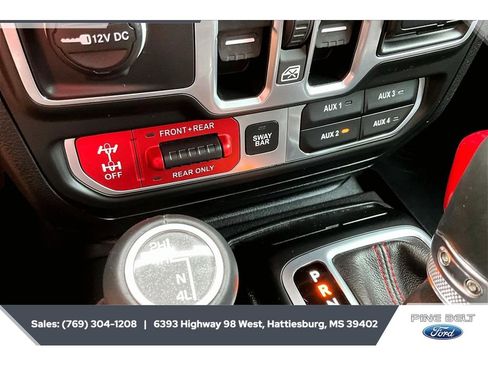 Used 2018 Jeep Wrangler Unlimited Rubicon AWD/4WD image 23