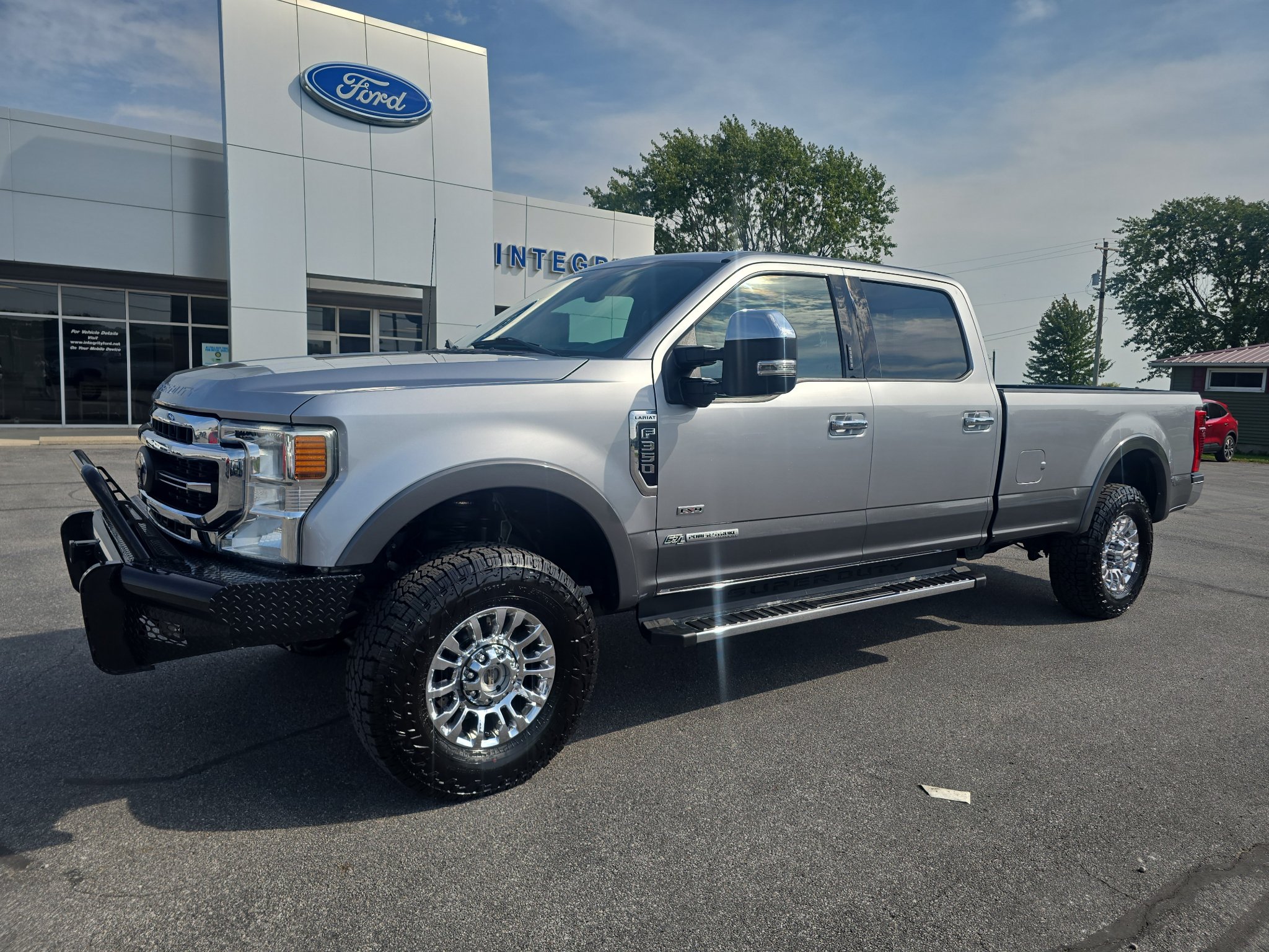 Used 2022 Ford F350 Lariat w/ Chrome Package AWD/4WD image 2