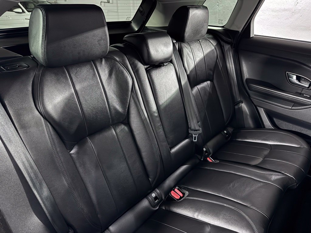 Used 2019 Land Rover Range Rover Evoque AWD/4WD image 44