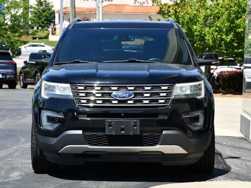 Used 2016 Ford Explorer Limited w/ Equipment Group 301A AWD/4WD image 12
