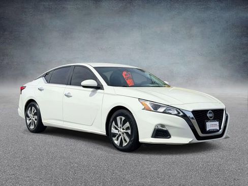 Used 2020 Nissan Altima 2.5 S image 1