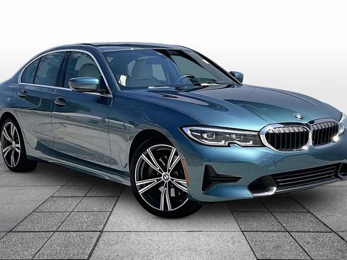 Used 2020 BMW 330i xDrive Sedan w/ Premium Package AWD/4WD image 2