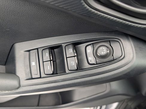 Used 2024 Subaru Crosstrek 2.0i Premium image 20