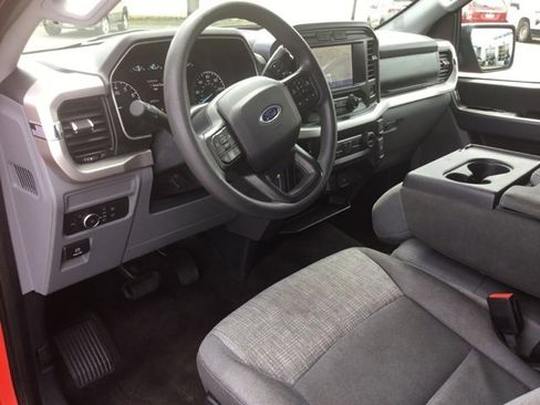 Used 2021 Ford F150 XLT image 11