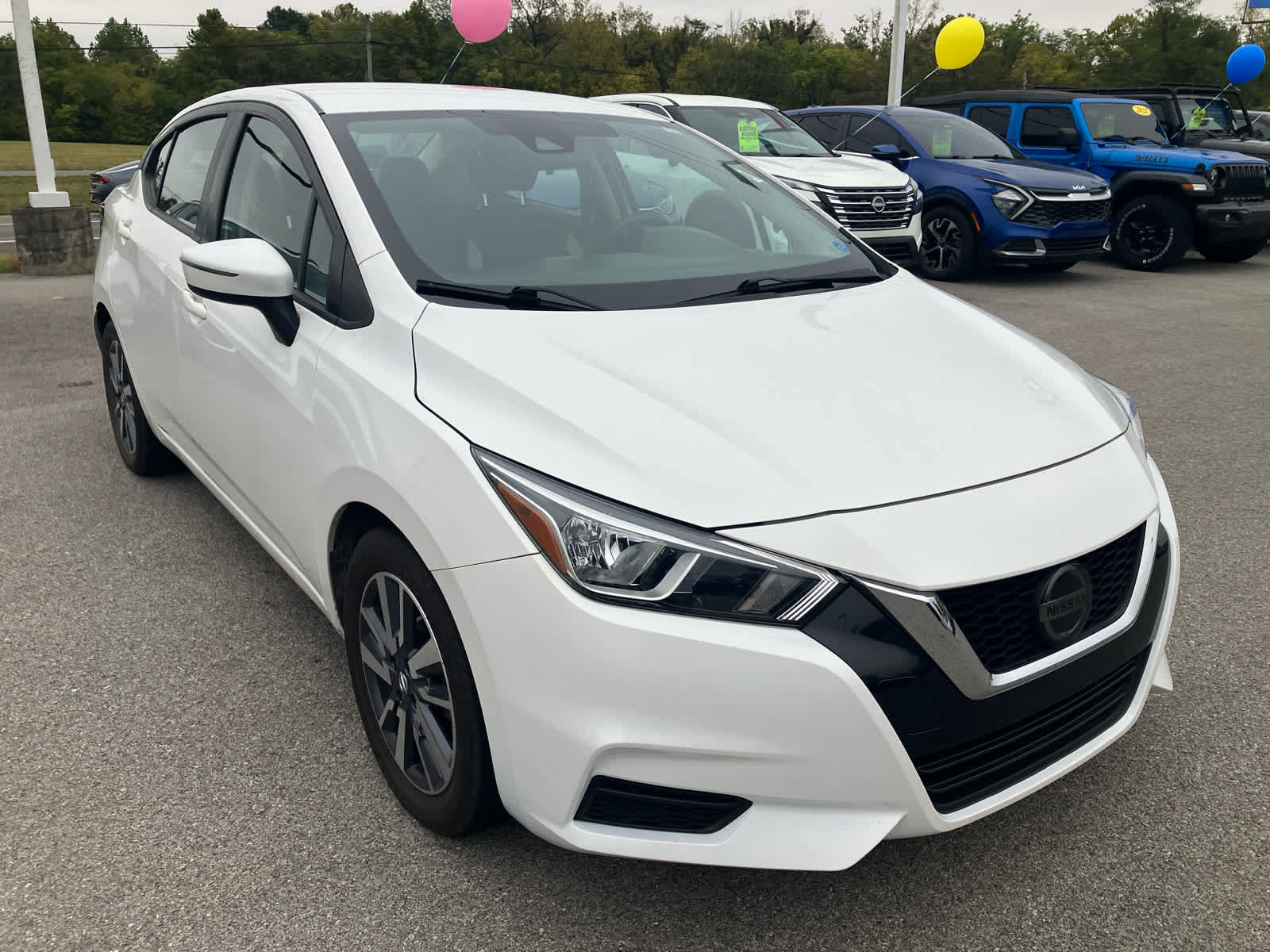 Used 2020 Nissan Versa SV FWD image 1