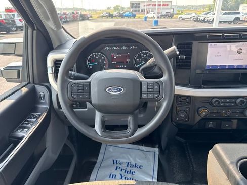 Used 2023 Ford F250 XL w/ XL Off-Road Package image 13