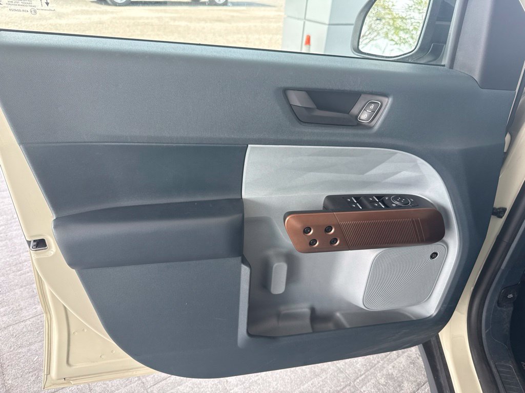 Used 2024 Ford Maverick Lariat FWD image 36