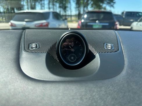 Used 2018 Maserati Levante GranLusso AWD/4WD image 14