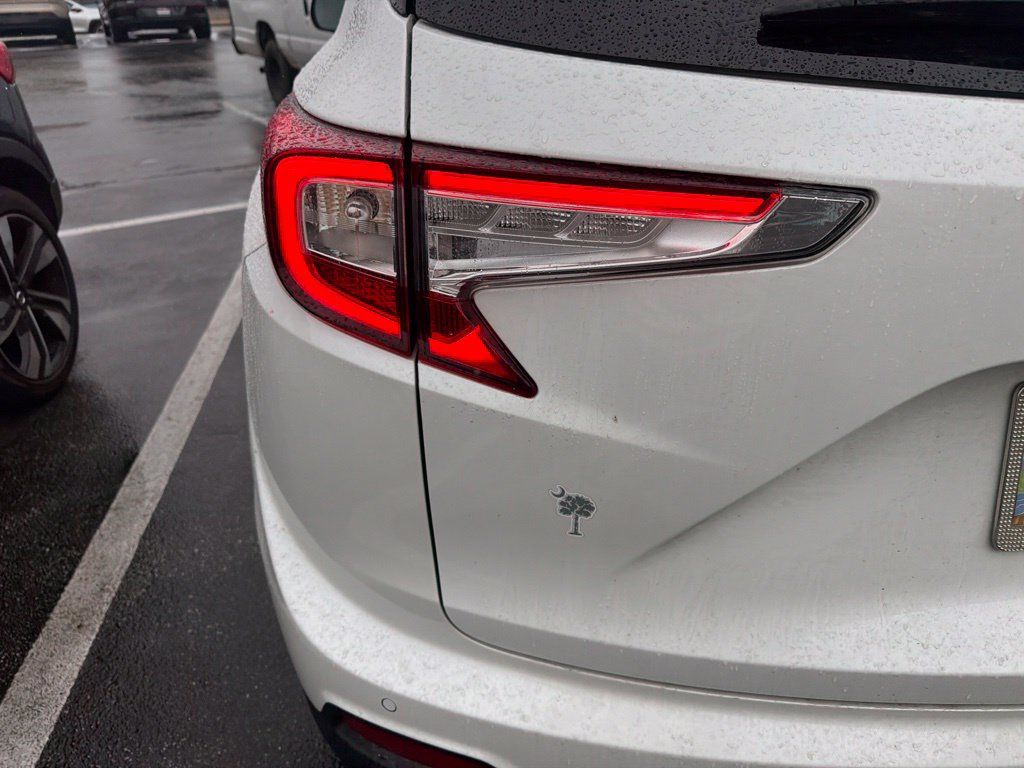 Used 2024 Acura RDX w/ Technology Package AWD/4WD image 3
