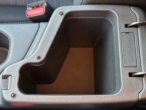 Used 2023 Nissan Leaf S image 13