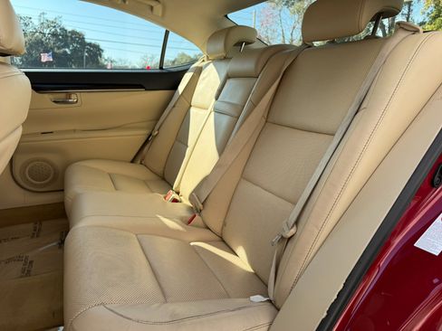 Used 2014 Lexus ES 350 4dr Sdn image 24
