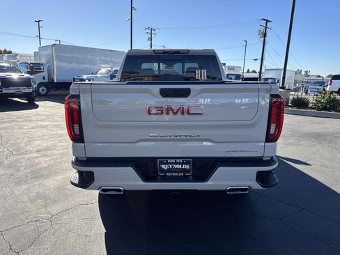 New 2026 GMC Sierra 1500 Denali w/ Technology Package image 6