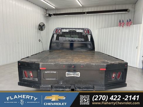 Used 2020 RAM 3500 Tradesman w/ Chrome Appearance Group image 4