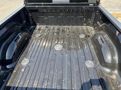 New 2026 RAM 2500 Lone Star AWD/4WD image 18