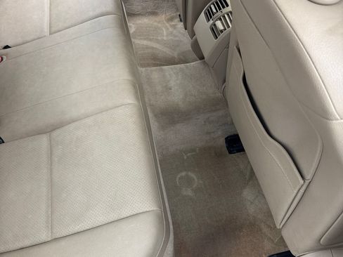 Used 2011 Mercedes-Benz C 300 4MATIC Sedan image 28