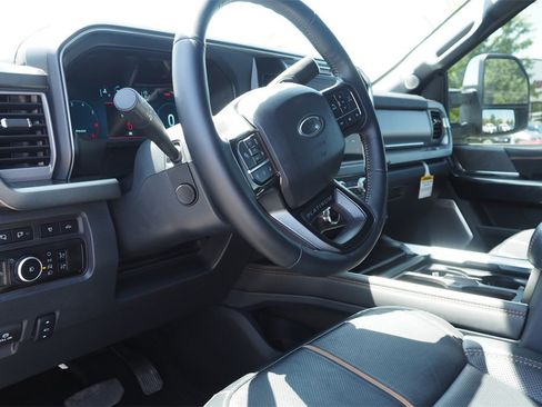 Used 2024 Ford F350 Platinum image 16