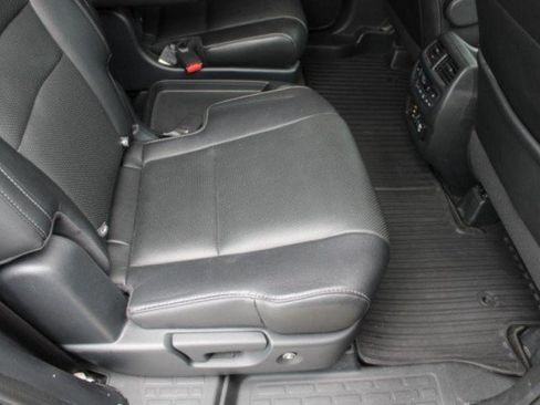 Used 2017 Honda Pilot Elite image 16