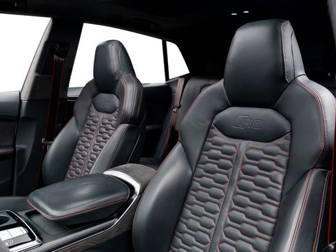 Used 2022 Audi RS Q8 4.0T image 33