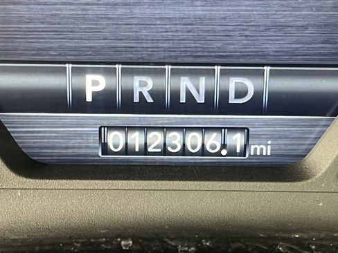 Used 2024 RAM 2500 Laramie w/ Safety Group image 17